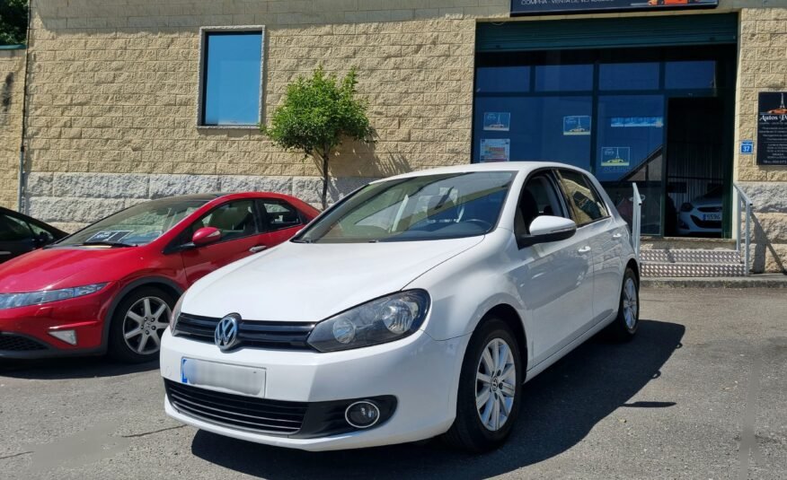 VOLKSWAGEN GOLF VI 1.6 TDI