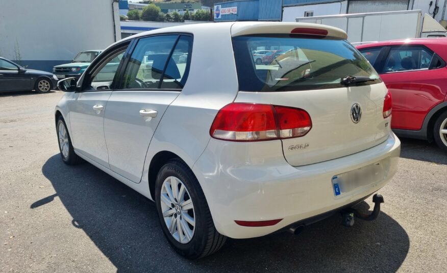 VOLKSWAGEN GOLF VI 1.6 TDI